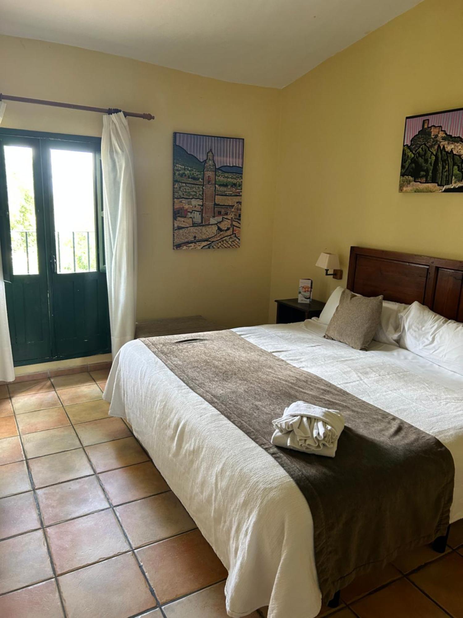 Hotel Rural Castillo De Biar Finca Fanecaes Luaran gambar
